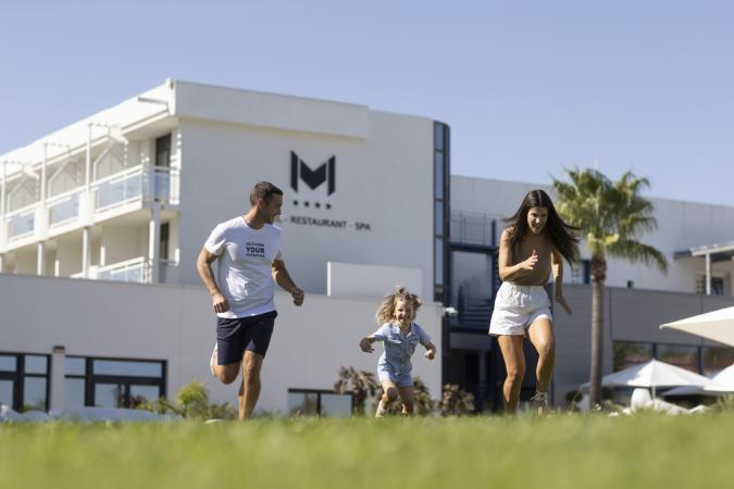 Mouratoglou - Spa hotel 10 minutes from the beaches of the French Riviera._copy