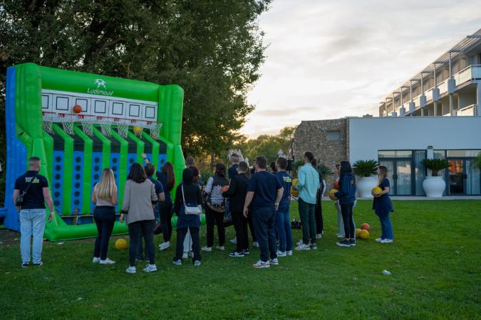 Mouratoglou - team Building